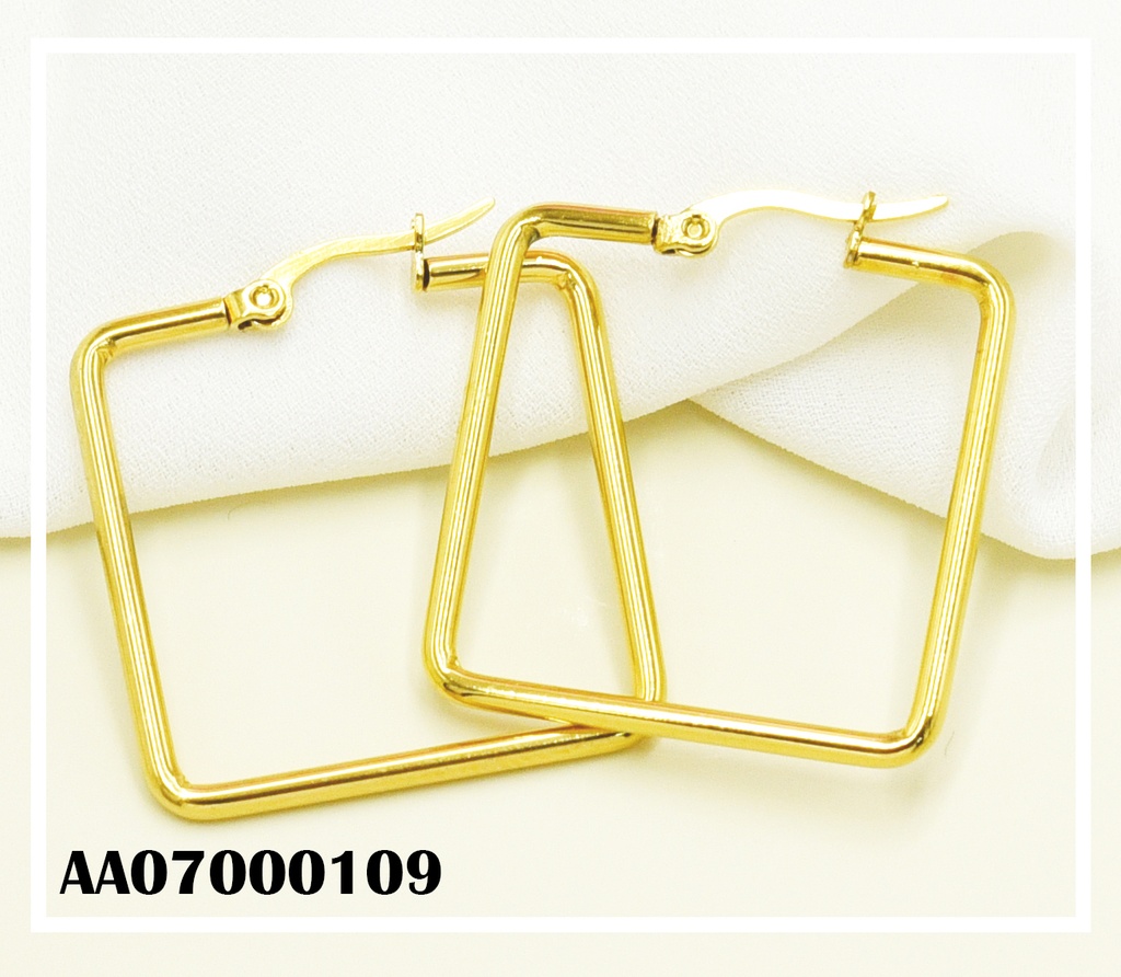ARGOLLAS DORADAS CUADRADAS 30MM