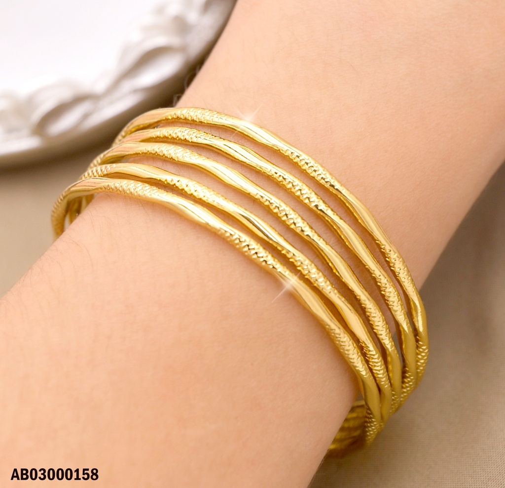 BRAZALETE CUADRÚPLE PARTES LISAS/GRABADOS 💠