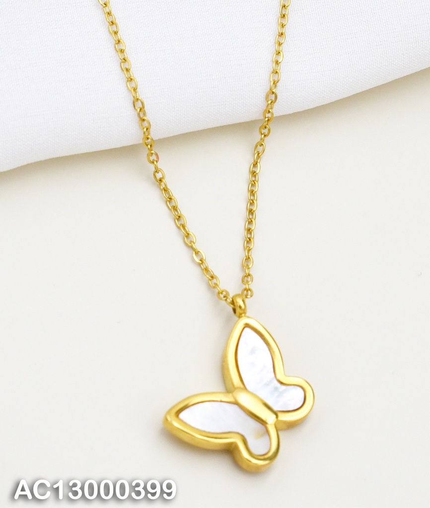 CADENA CON DIJE MARIPOSA BLANCA