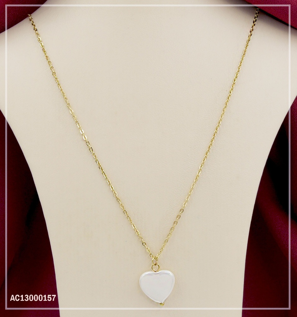 CADENA DORADA DIJE CORAZÓN BLANCO