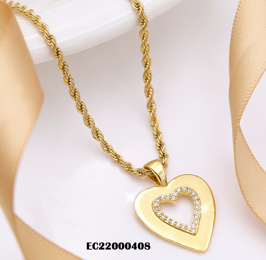CADENA TORNEADA DIJE CORAZÓN DORADO CALADO BORDE ZIRC
