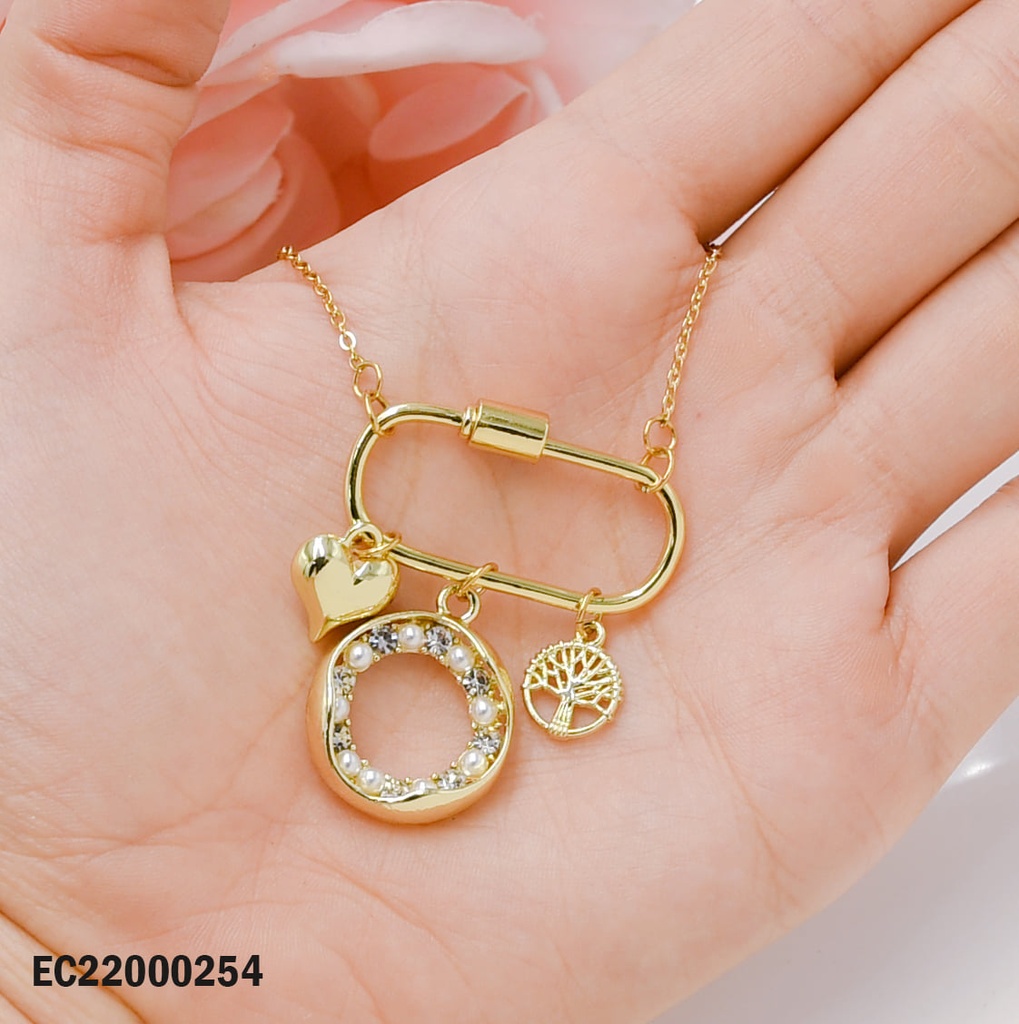 CADENAS CON DIJE OVALADO, CORAZON, CIRCULO CON PERLA Y ARBOL