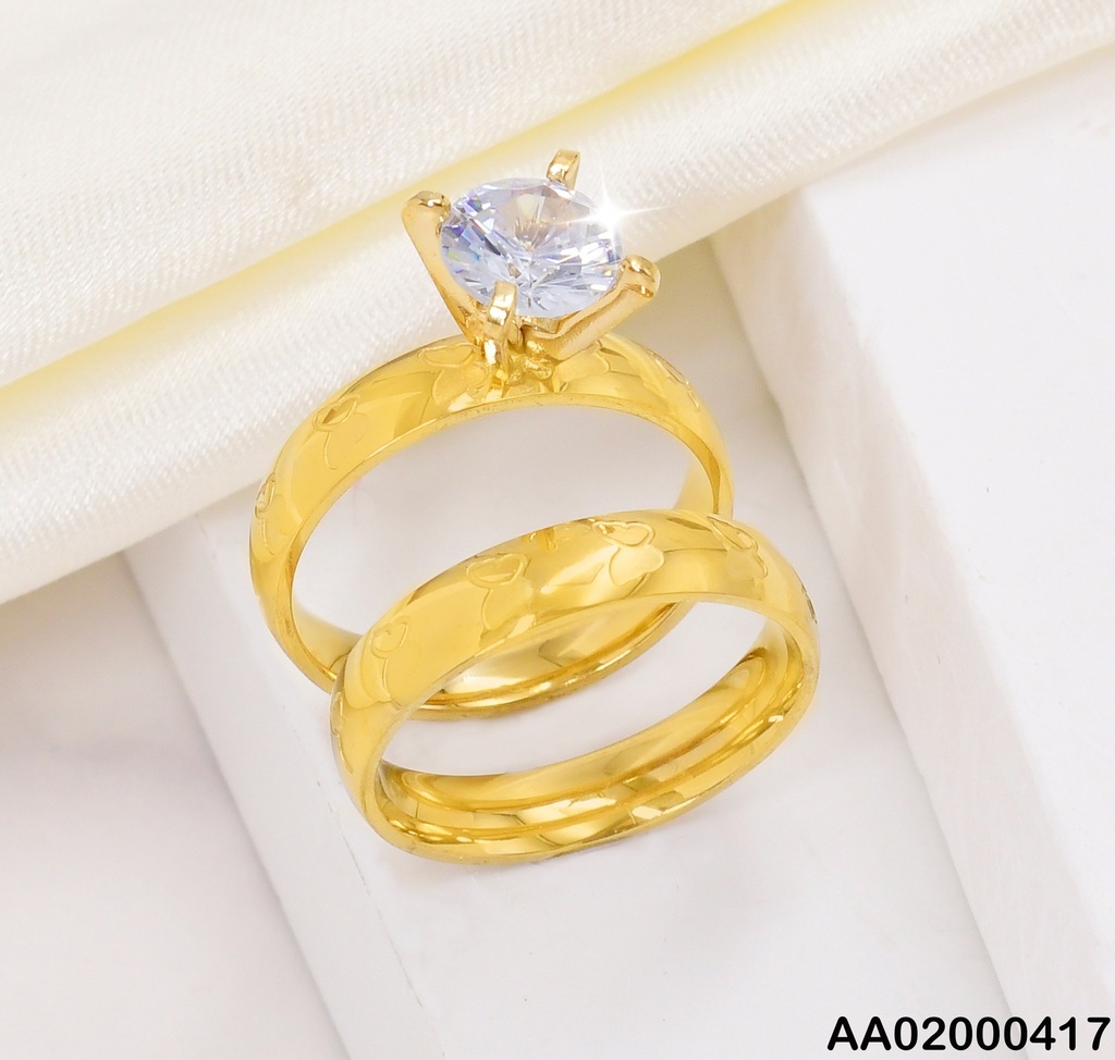 DÚO ANILLOS COMPROMISO GRABADOS DE MARIPOSA
