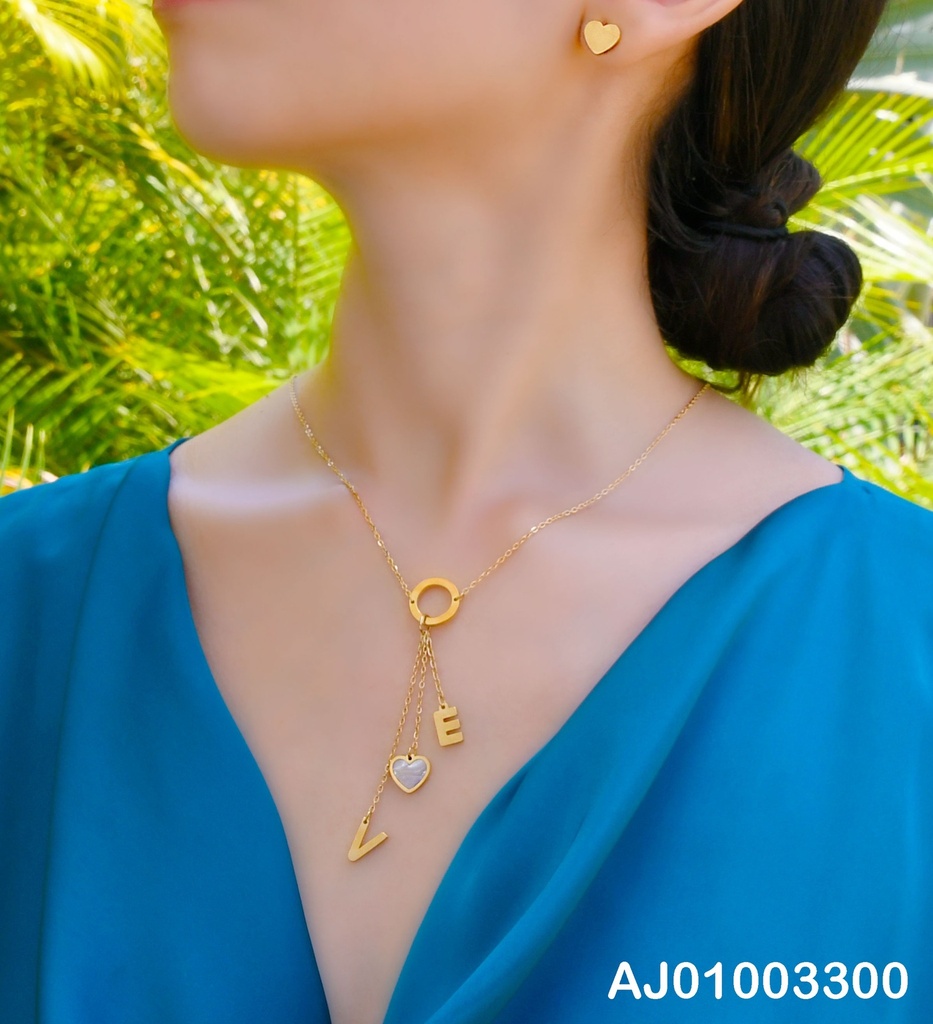 JUEGO ARETES PLACA CORAZÓN DIJES:"E"-🤍-"V"