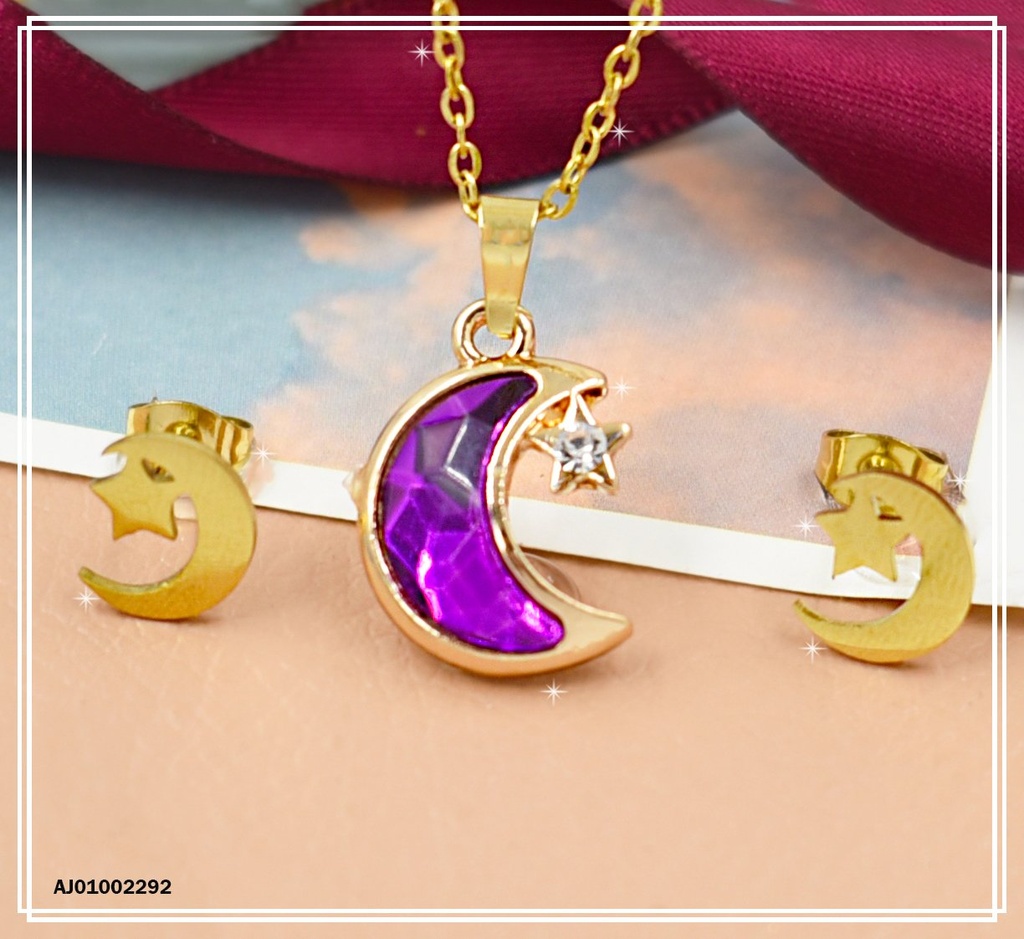 JUEGO ARETES ⭐EN LUNA, DIJE🌙 MORADA ESTRELLITA COLGANTE