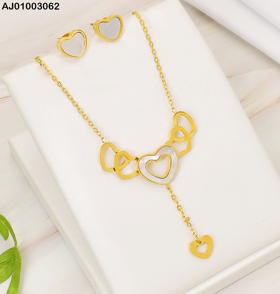 JUEGO CORAZONES BLANCOS DIJE:💛💛🤍💛💛SA397-45 (NPE2025)