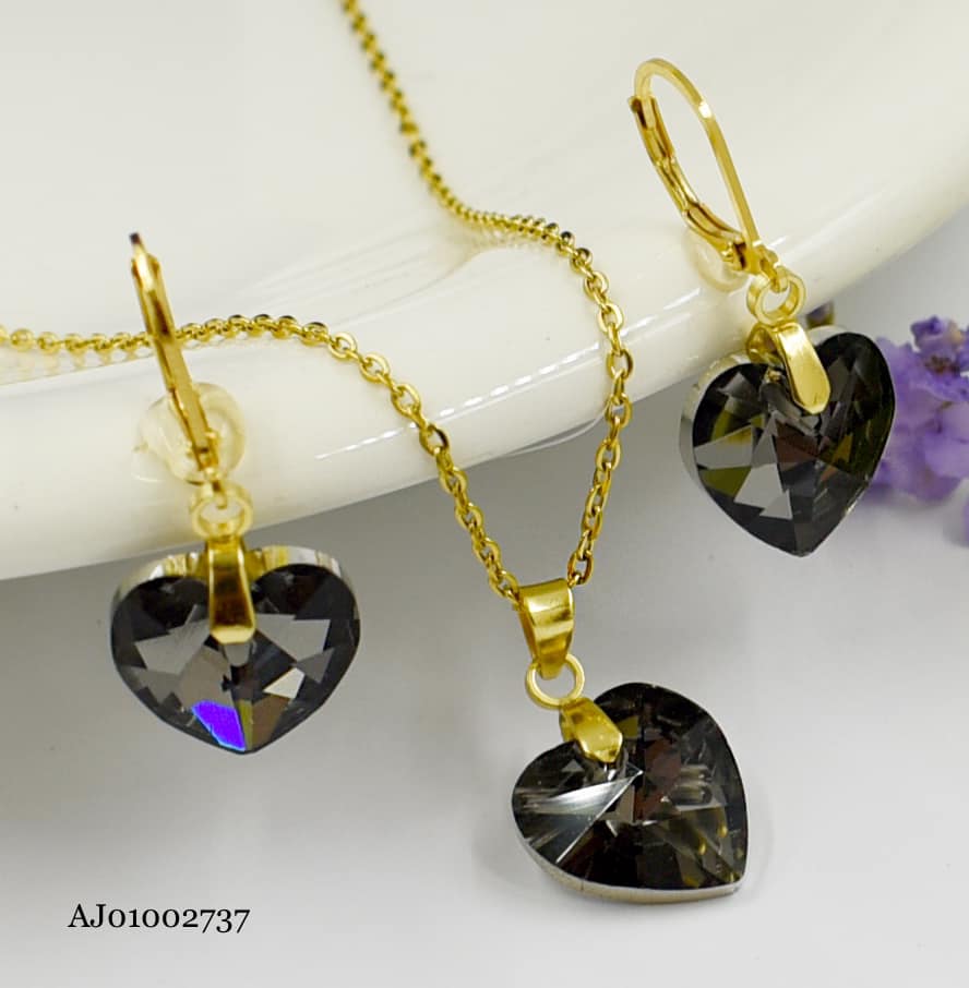 JUEGO CORAZÓN CRISTAL NEGRO, ARETES DE COLGAR