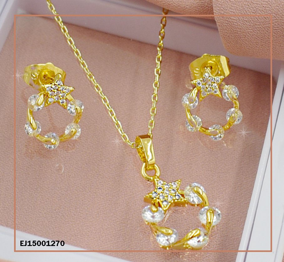 JUEGO CÍRCULO DE CRISTALES ESTRELLA ZIRCONIA ARRIBA