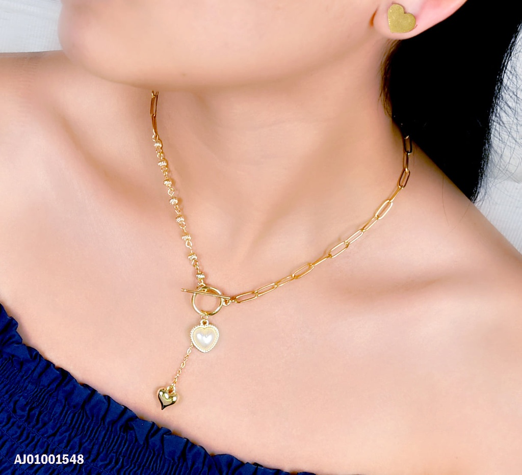 JUEGO DORADO ARETES CORAZÓN,DIJE CIRCULO Y PERLA
