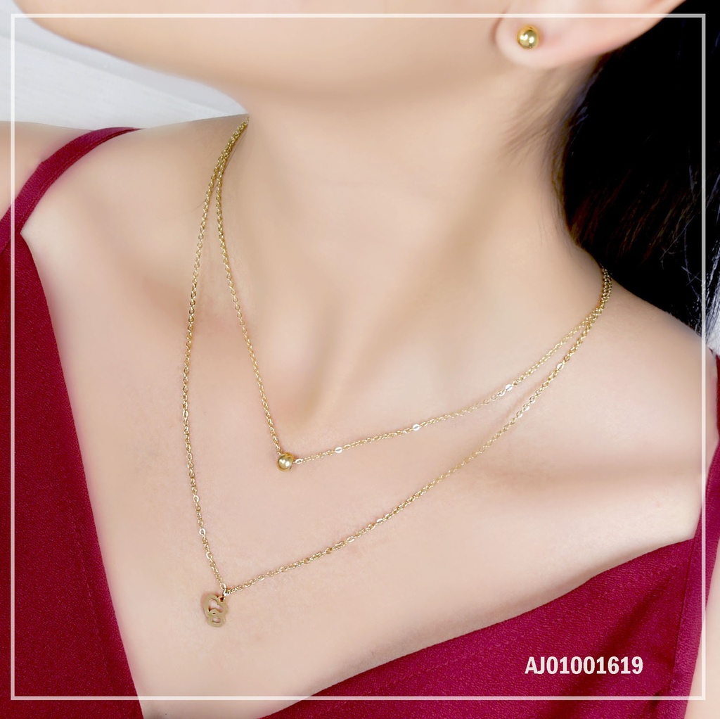 JUEGO DORADO ARETES PELOTITAS Y DIJE CORAZON PEQUEÑO