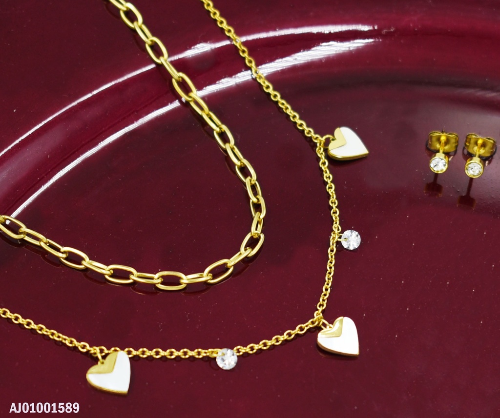 JUEGO DORADO DOBLE CADENA CON PIEDRAS Y DOS CORAZONES CONCHA NÁCAR