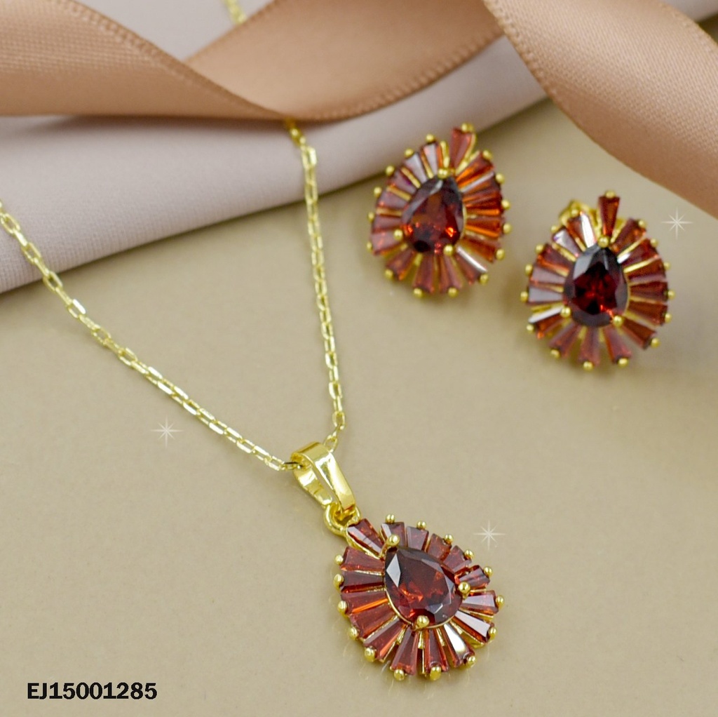 JUEGO FORMA DE GOTA DE CRISTALES ROJOS