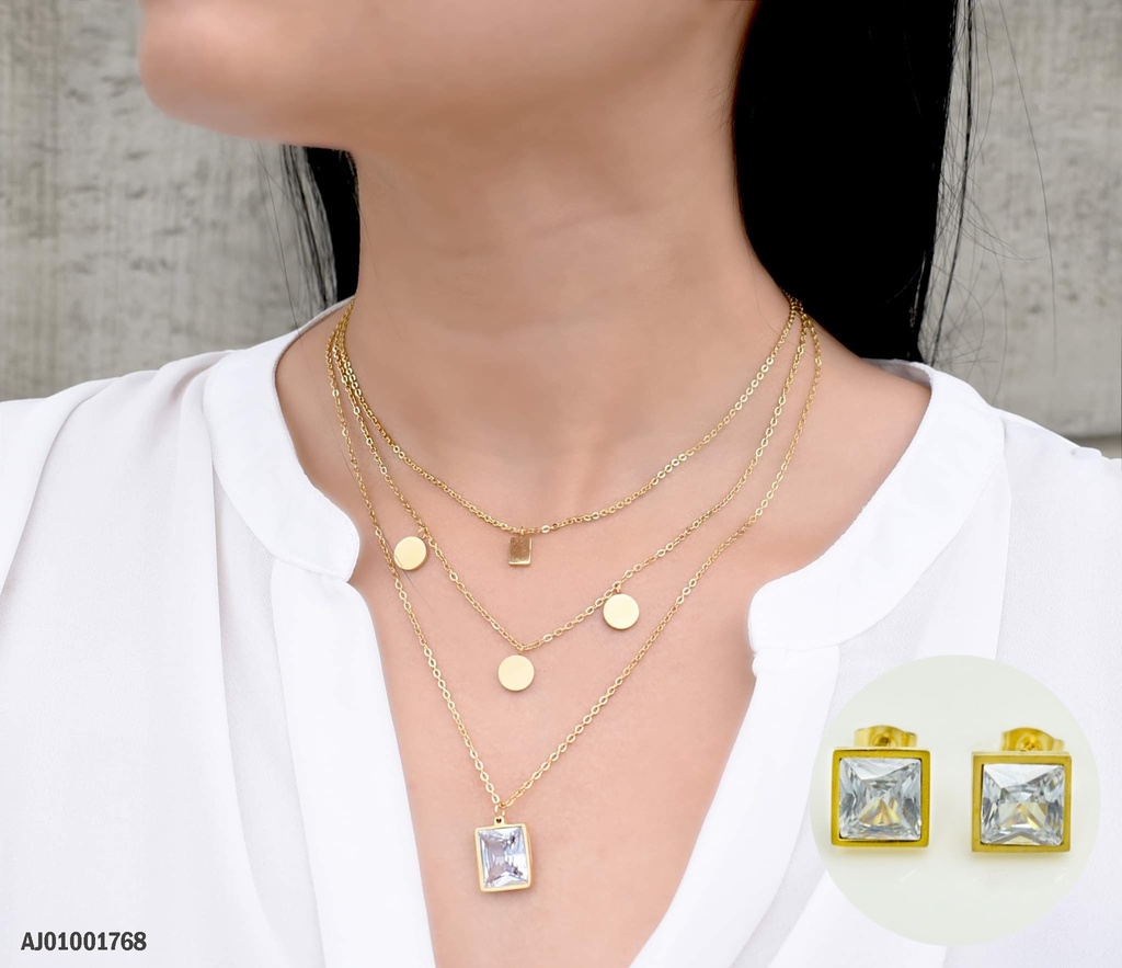 JUEGO ODRADO TRIPLE CADENA,DIJES PLACAS Y CUADROS ZIRCONIA