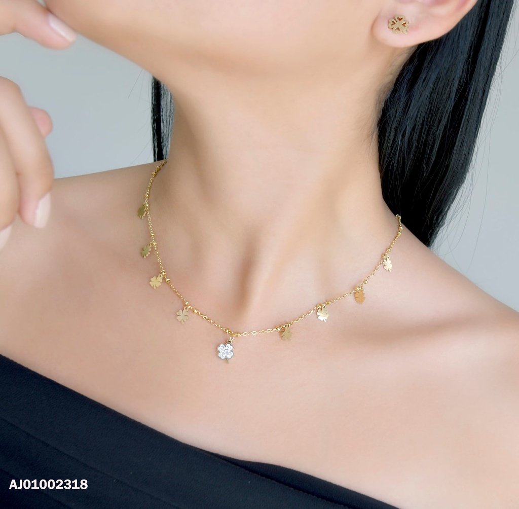 JUEGO PLACAS TRÉBOL, DIJE CON ZIRCONIAS CADENA PELOTITAS