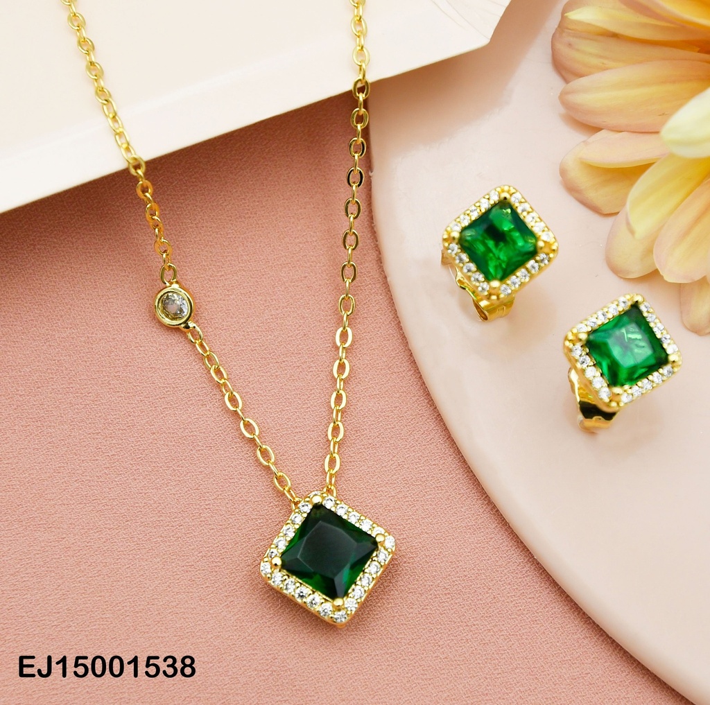 JUEGO ZIRCONIA ROMBO VERDE  BORDES ZIRCONIAS PEQ.