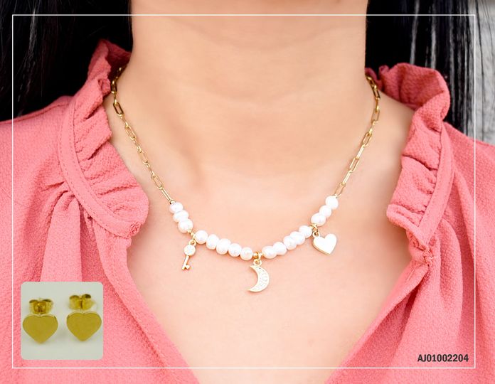 JUEGO ♥ CADENA PELOTIAS BLANCAS DIJES:♥/🌙/LLAVE