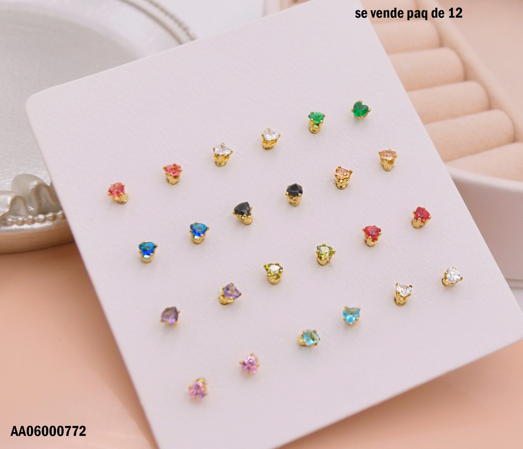 PAQUETE 12 PARES ZIRCONIAS CORAZÓN COL.VARIOS DORADAS 3MM