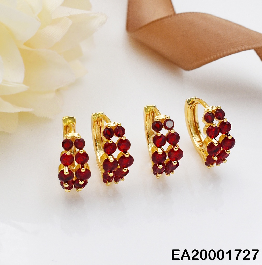PAQUETE 2 ARETES HUGGIES 10 ZIRC.RD ROJAS