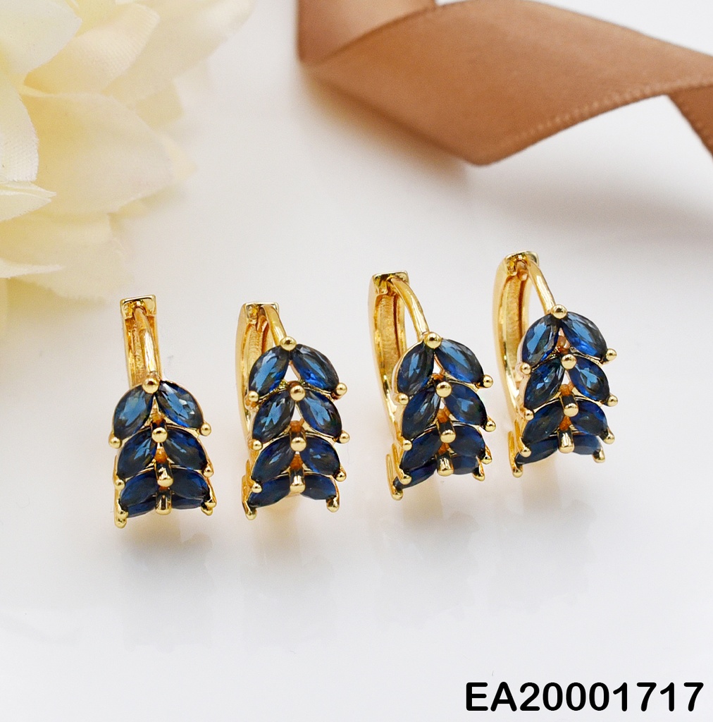 PAQUETE 2 ARETES HUGGIES ZIRC 8 HOJITAS AMBOS LADOS(SURT)