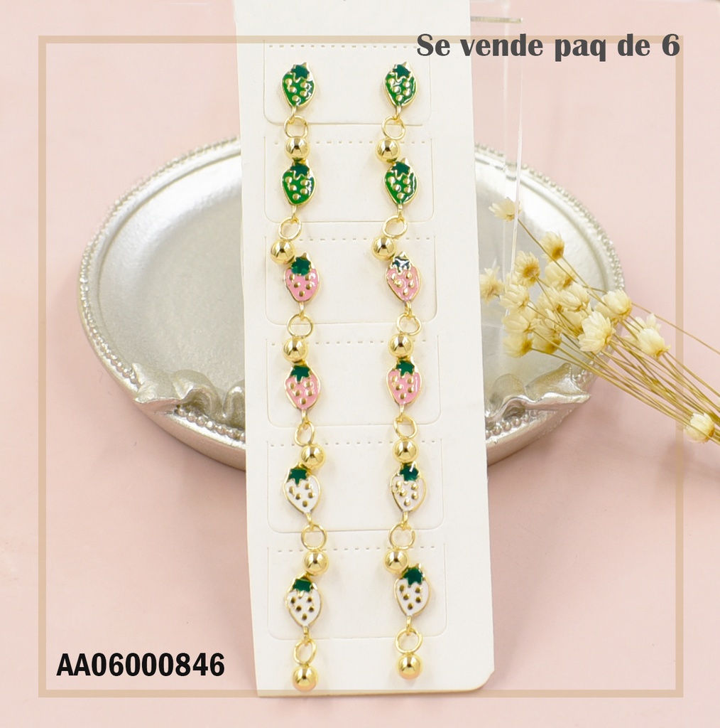 PAQUETE 6 PARES ARETES FRESAS COL.VARIOS