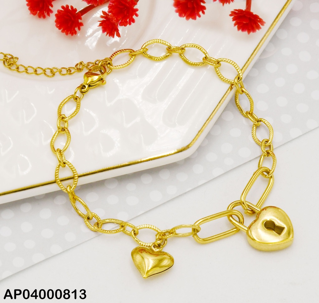 PULSERA ESLABONES GRANDES DIJES:CORAZONES/LLAVE