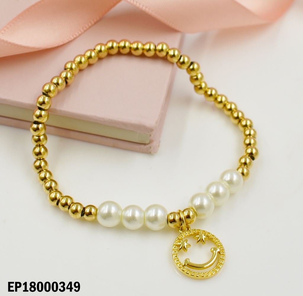 PULSERA PELOTITAS DORADAS CENTRO PERLAS DIJE 🙂