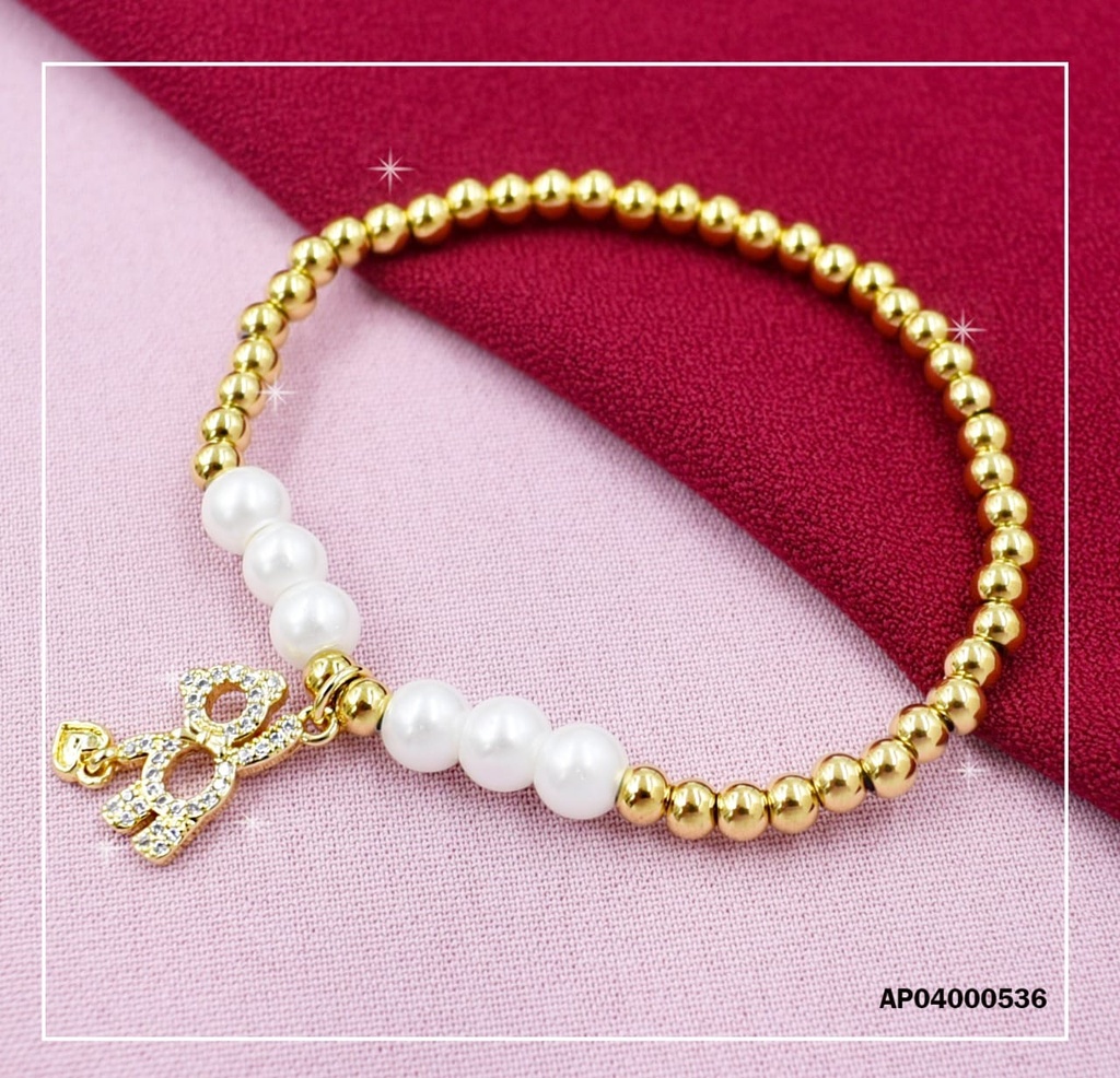 PULSERA PELOTITAS DORADAS, BLANCAS AL CENTRO DIJE CROQUI OSO
