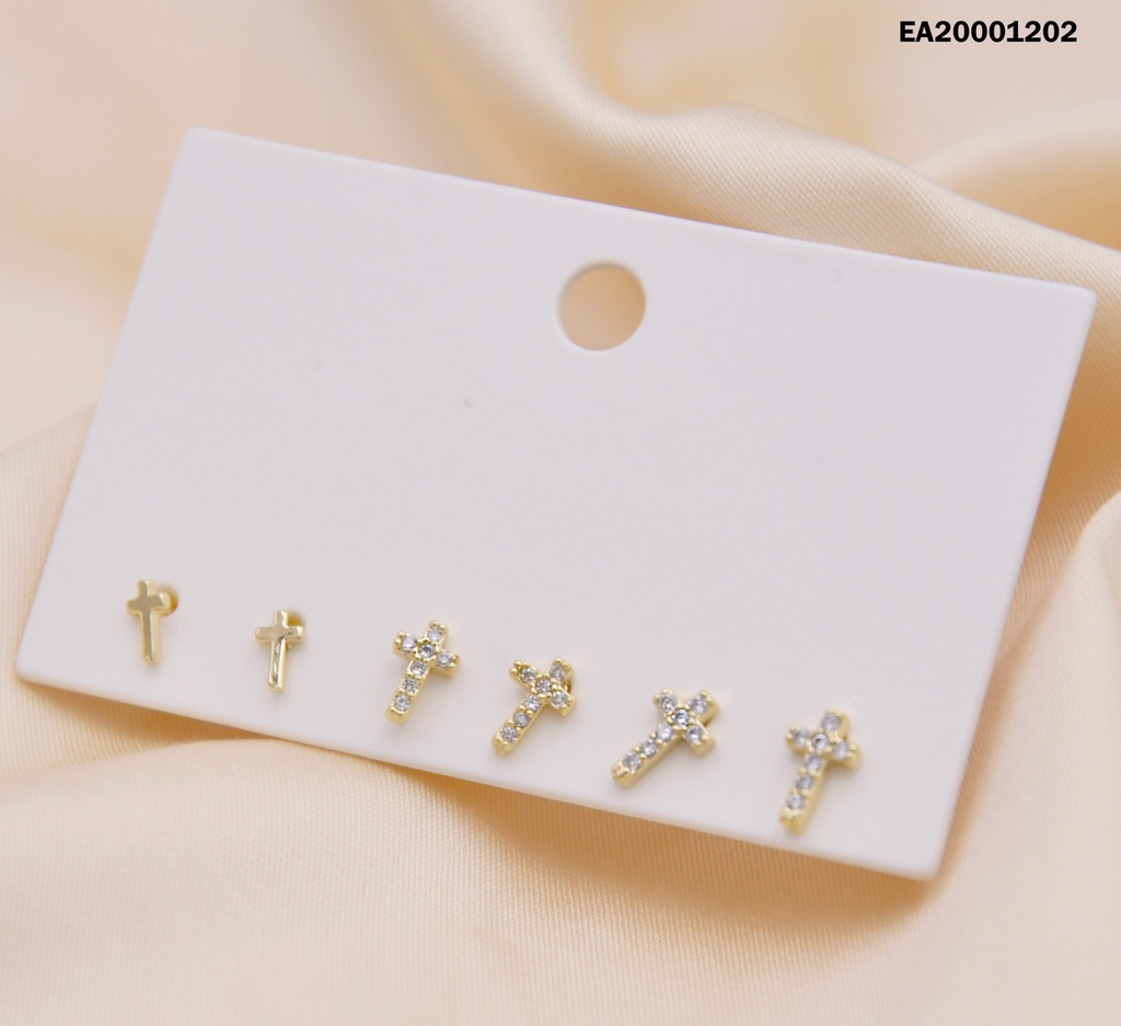 TRÍO ARETES CRUCES VARIADAS LISAS Y ZIRCONIAS