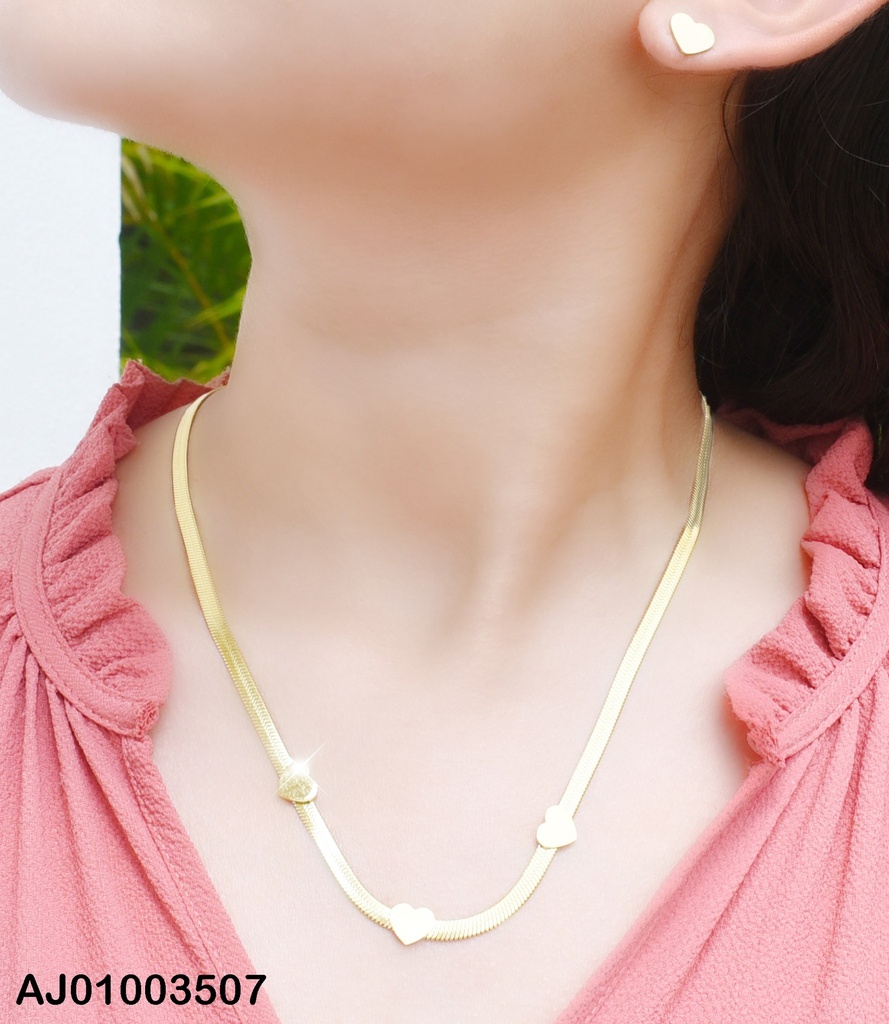 JUEGO DE ACERO CDN PLANA C/ CORAZONES Y ARETES