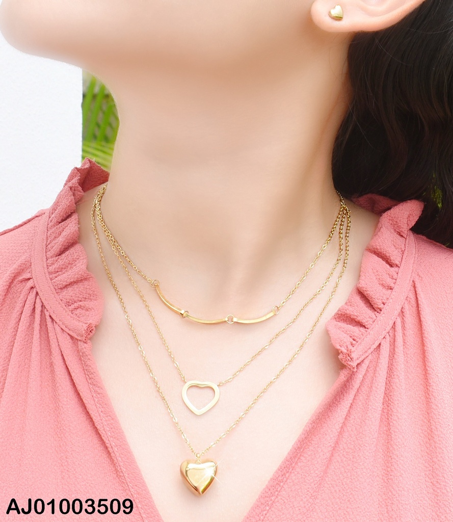 JUEGO DE ACERO CDN TRIPLE CON BARRITAS VERT. Y CORAZONES Y ARETES
