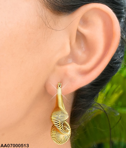 [AA07000513] ARGOLLAS DE LINEAS TORNEADAS ANCHAS 080316