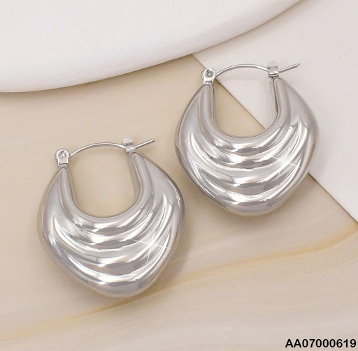 [AA07000619] ARGOLLAS PLAT. OVALADAS C/PLIEGUES HORIZ.15*25MM EA777-1