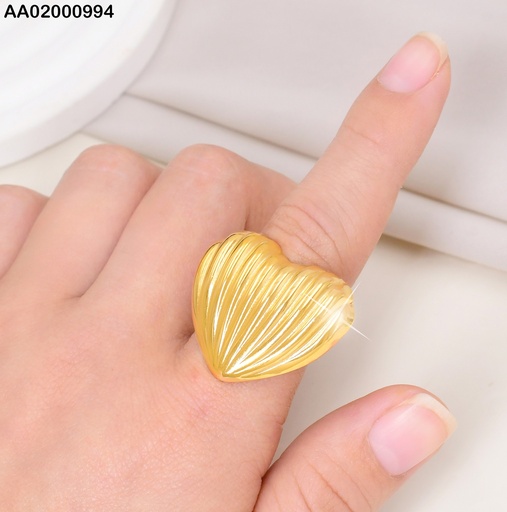 [AA02000994] ANILLO DOR CORAZON RAYAS EN VERTICAL VD084315-113