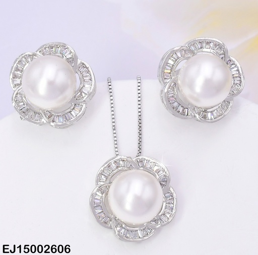 [EJ15002606] SET PLAT.FLOR ZIRCONIAS C/PERLA CENTRO SE1121-10