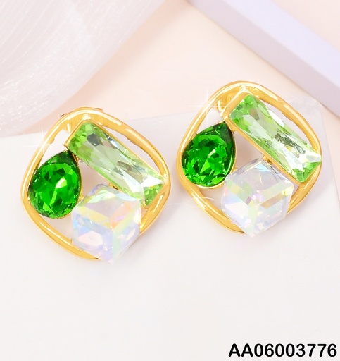 [AA06003776] ARETES CUADRO DOR.3 CRISTALES KE119232-SP