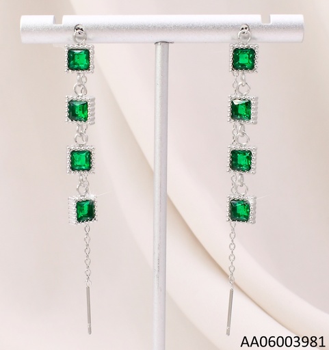 [AA06003981] ARETES PLAT.CUADROS VERDES KE120486