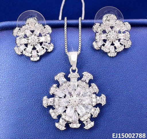 [EJ15002788] SET PLATEADO FLOR 2 NIVELES ZIRC SE1245-6