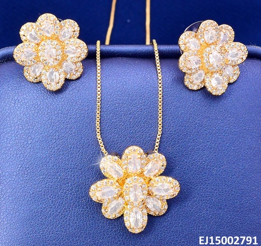 [EJ15002791] SET DORADO FLOR PETALOS ZIRC. OVALADAS SE1238-6