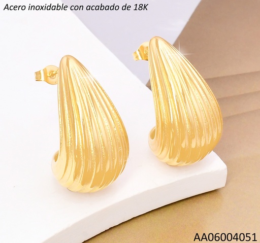 [AA06004051] ARETES TRENDY ACERO INOX. ACABADO 18K "J"A RAYAS P25070200001