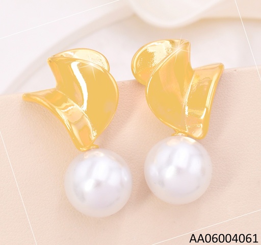[AA06004061] ARETES DOR PLIEGES VERTICAL / PERLA COLGANTE EA1260-45