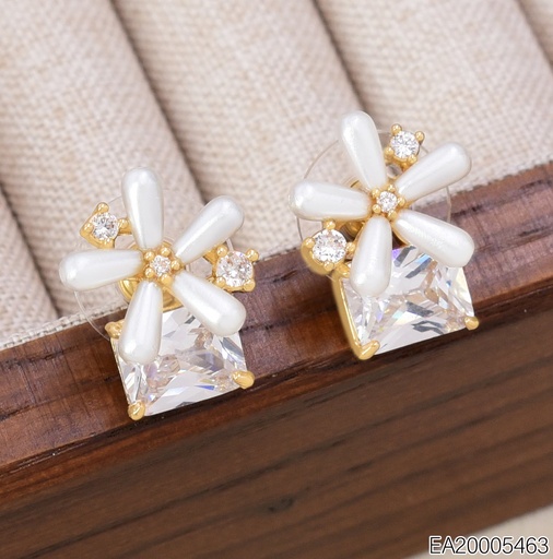 [EA20005463] ARETES DORADOS FLOR CREMA/ZIRC. EE4644-6