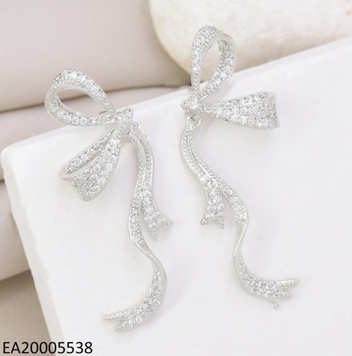 [EA20005538] ARETES PLATEADOS MEDIO LAZO ZIRC. EE4836-6 (IN11)