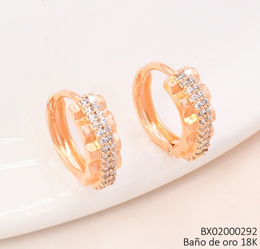 [BX02000292] ARETES BAÑO DE ORO 18K. XUPING "C" ZIRC./CUADRO  EE5478-428 012026