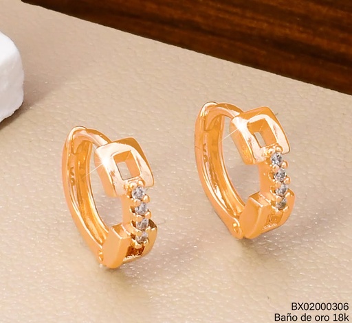 [BX02000306] ARETES BAÑO DE ORO 18K. XUPING HUGGIES RECT. ZIRC. EE5487-428 012026
