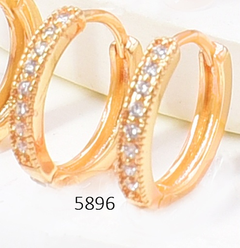 [EA20005896] ARETES DOR. HUGGIES ZIRC. CRISTAL EE5720-291 012026 (CM)