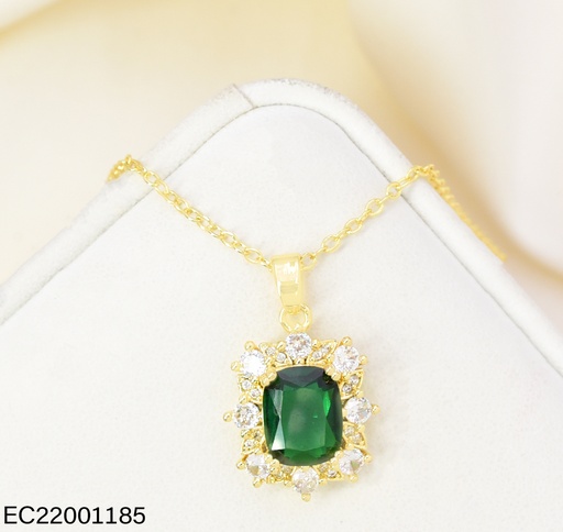 [EC22001185] CADENA CUADRO ZIRC. VERDE/CRISTAL CE791-445 012026