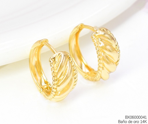 [BX06000041] ARGOLLAS BAÑO DE ORO 14K. XUPING LINEAS DIAGONALES EE5326-427 012026