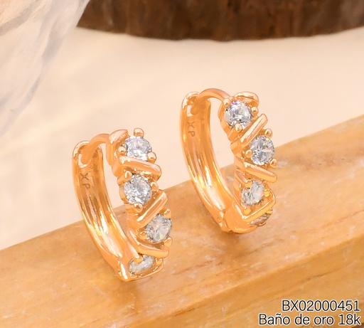 [BX02000451] ARETES HUGGIES BAÑO DE ORO 18K XUPING ZIRC RD/LINEAS DIAG. 7615E