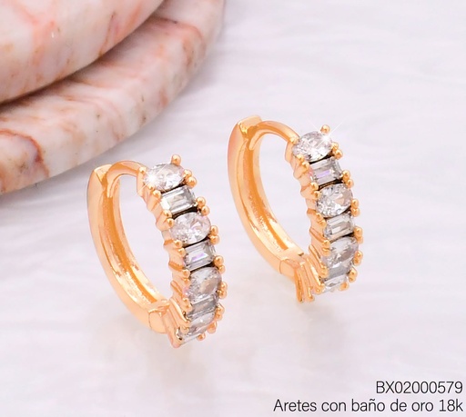 [BX02000579] ARETES BAÑO DE ORO 18K XUPING HUGGIES ZIRC RECT.