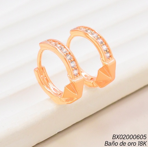 [BX02000605] ARETES HUGGIES BAÑO DE ORO 18K. XUPING CRUZ ANTIGUA